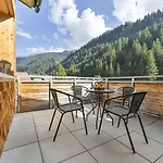 Alpine Am Arlberg 4*