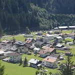 Aparthotel Alpine