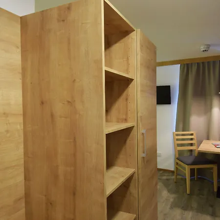 Alpine Am Arlberg Apartahotel Klösterle