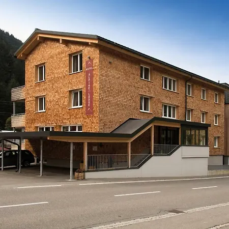 Alpine Am Arlberg Aparthotel 4*