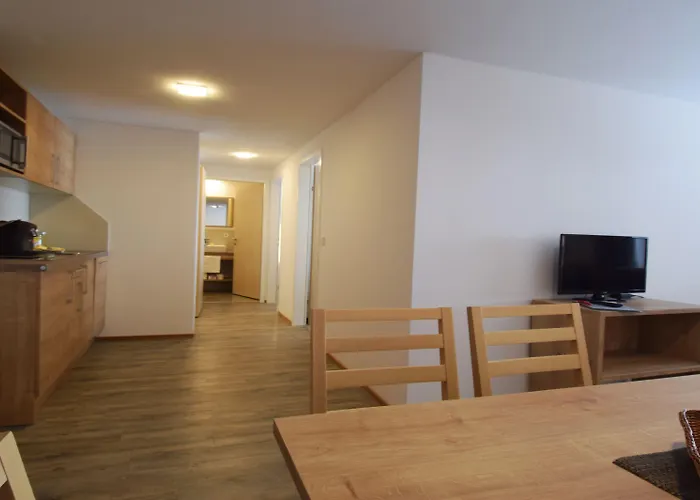 Alpine Am Arlberg 克勒施特勒