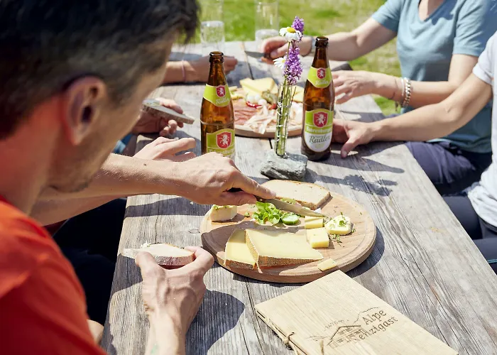 Alpine Am Arlberg 公寓式酒店 克勒施特勒